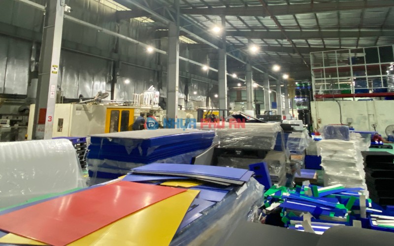 Mùi nhựa danpla có gây hại sức khỏe không