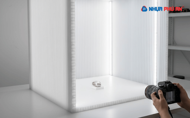 tam-danpla-co-dung-lam-den-hop-duoc-khong-2