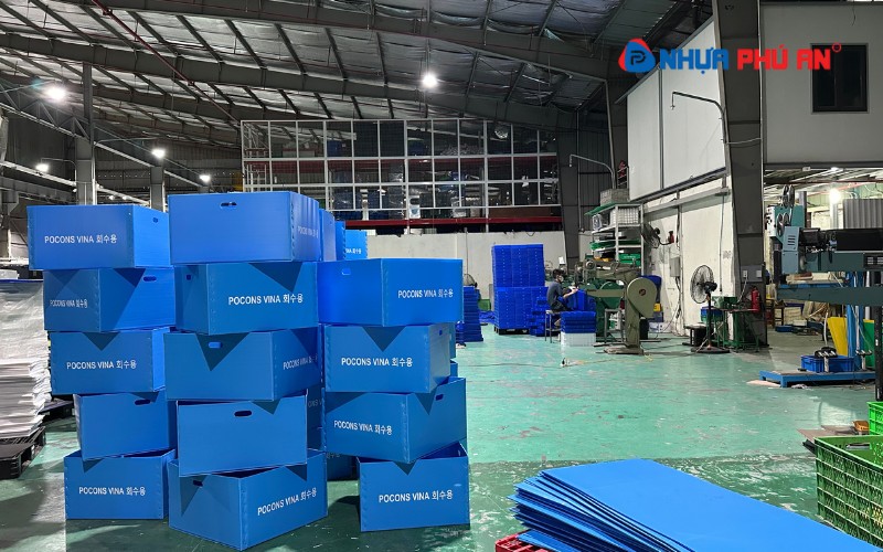 Gia công tấm nhựa danpla chống tĩnh điện in logo