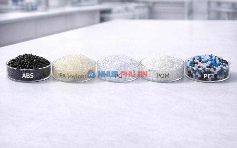 Hạt nhựa kỹ thuật là gì? Phân loại, ứng dụng & kinh nghiệm lựa chọn