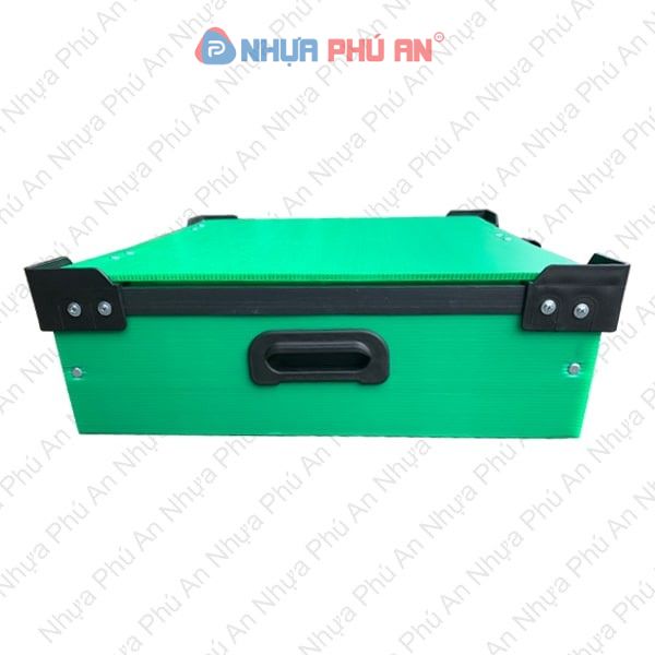 thung_nhua_danpla_xanh_la_co_vach_ngan_pav