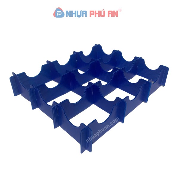 Khay nhựa danpla có vách ngăn chia ô sản phẩm